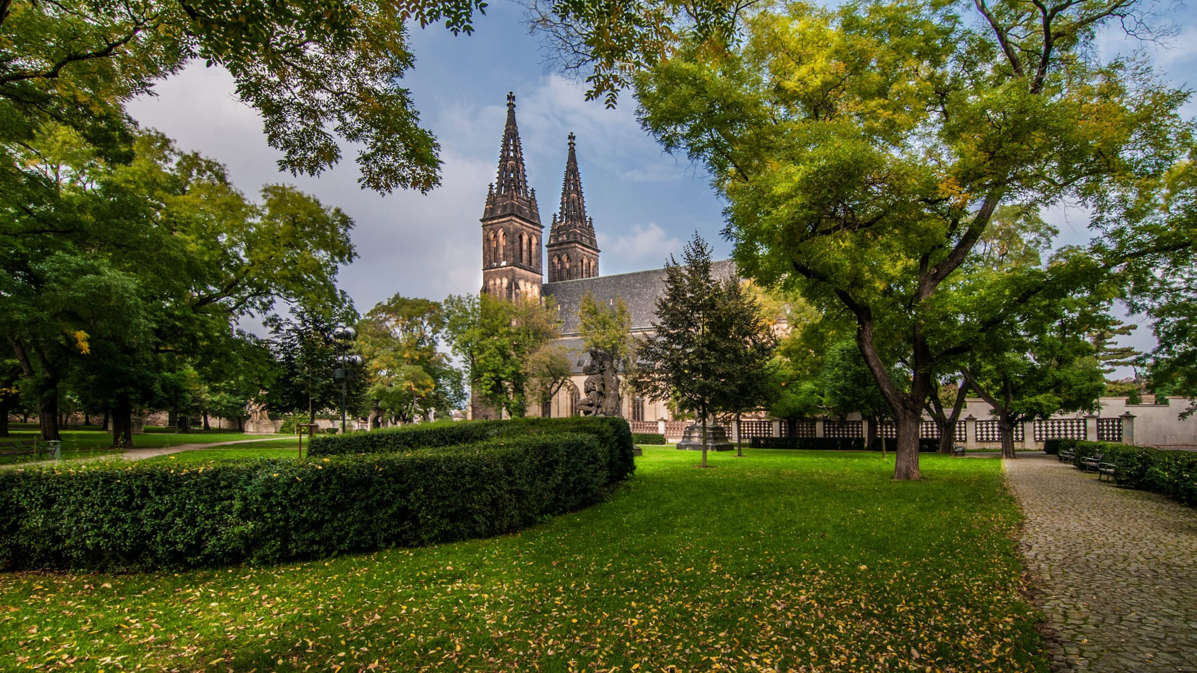 The surroundings of Vyšehrad 612 image