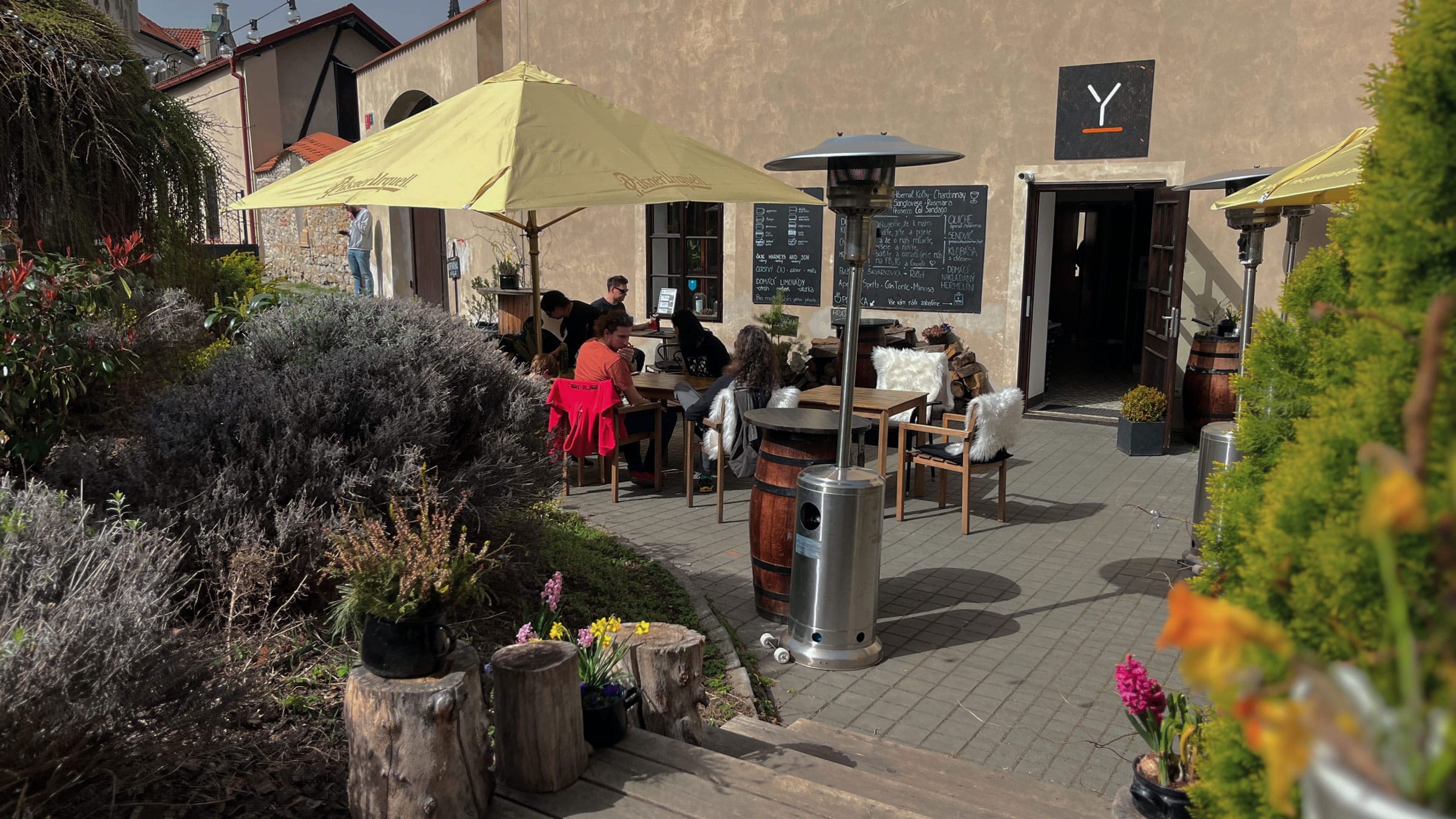 Bystro Café image
